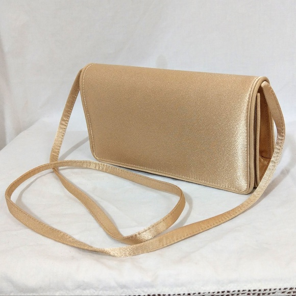 Carlo Fellini Handbags - Carlo Fellini Gold Evening Clutch w/ Straps